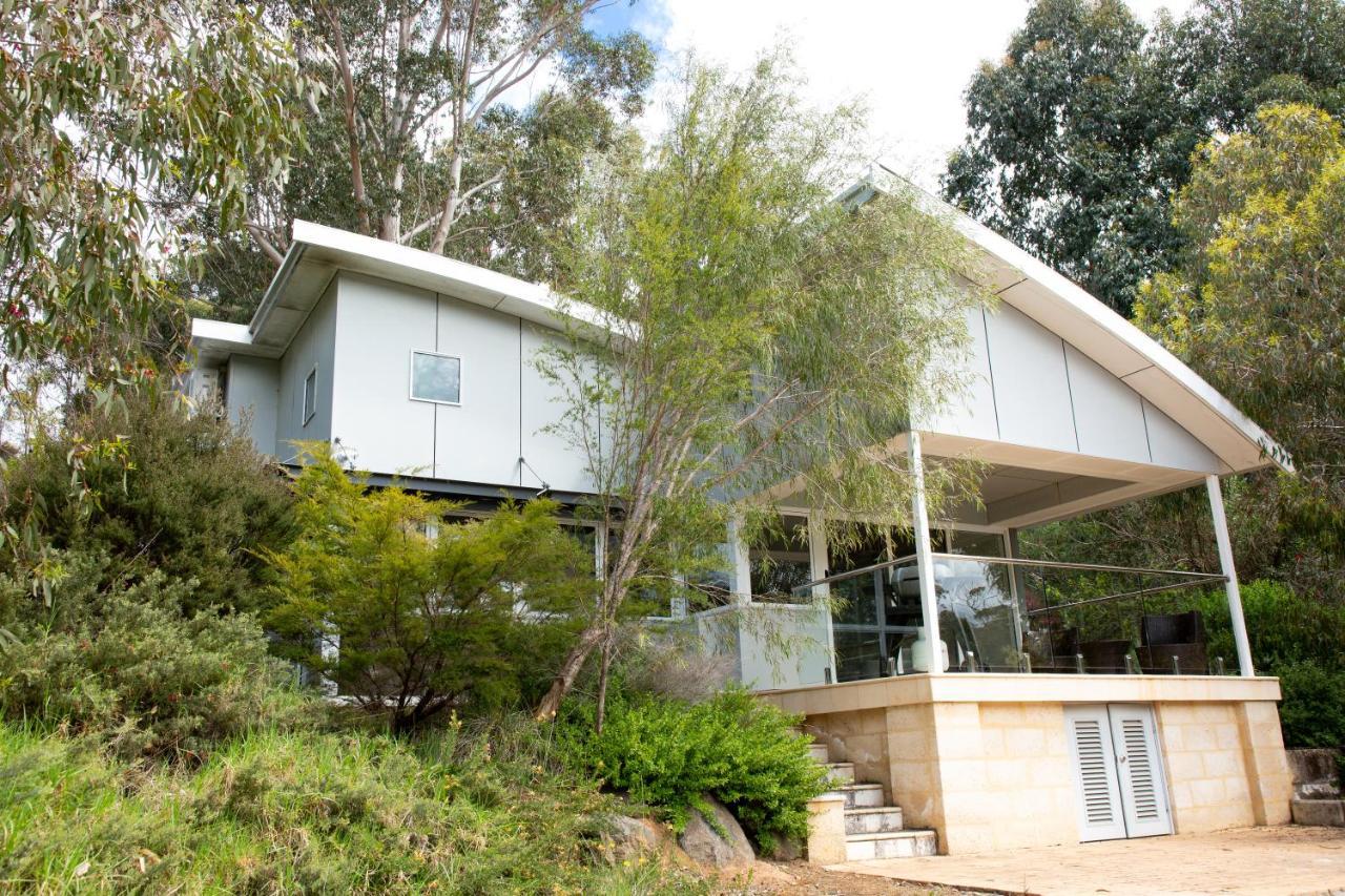 Silkwood Estate Villa Pemberton Exterior photo